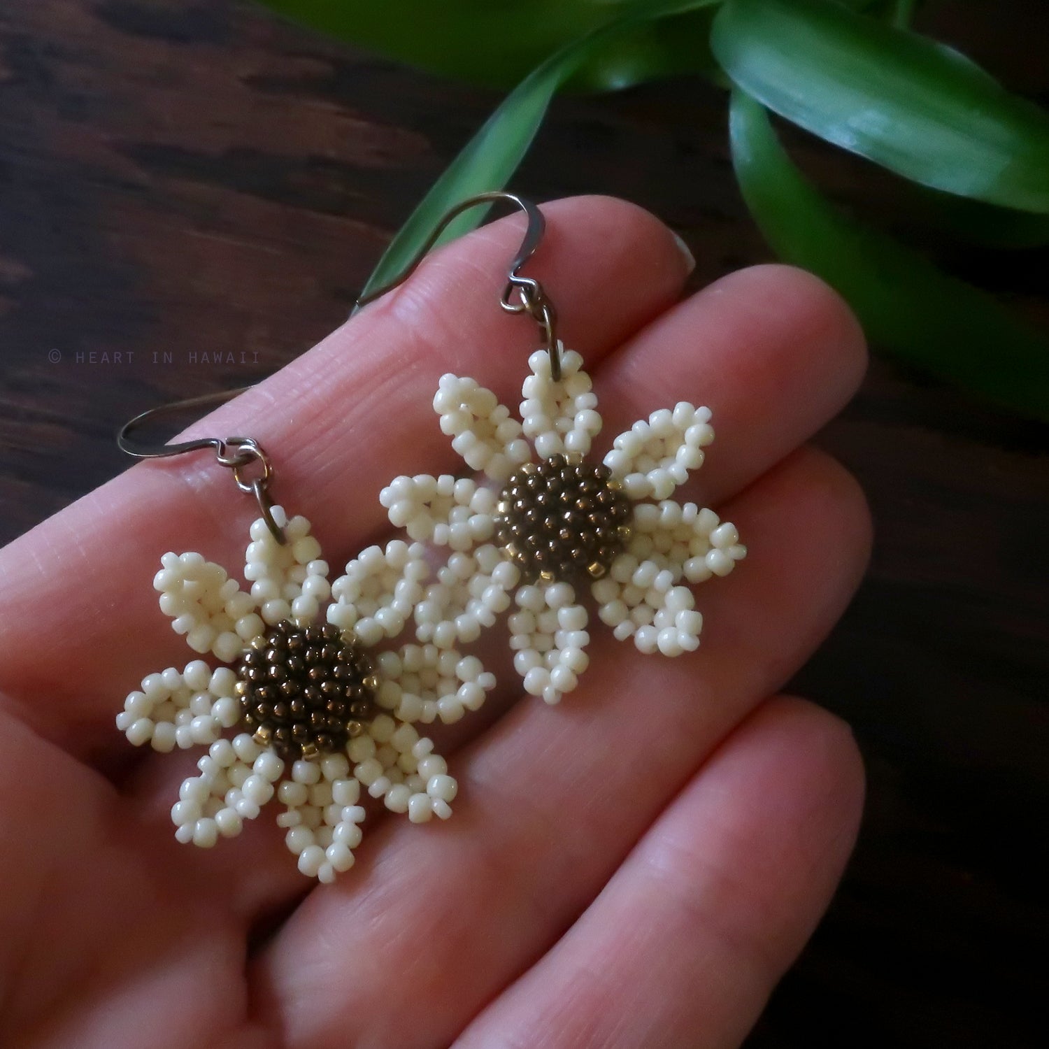 Heart in Hawaii Beaded Cosmos Flower Earrings - Ivory with Bronze