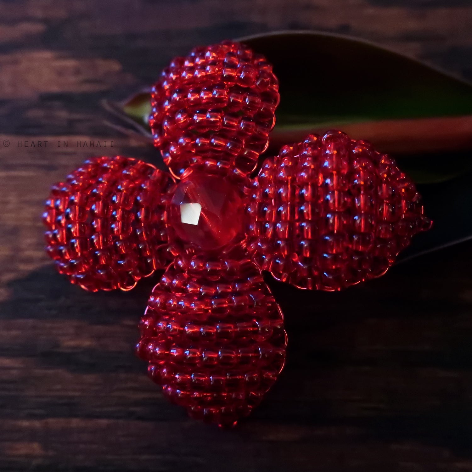 Heart in Hawaii Makalapua Quatrefoil Beaded Flower Pin - Red