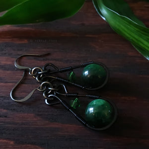 Temple Tree Pendulum Dangle Spinner Earrings in Black - Cat's Eye