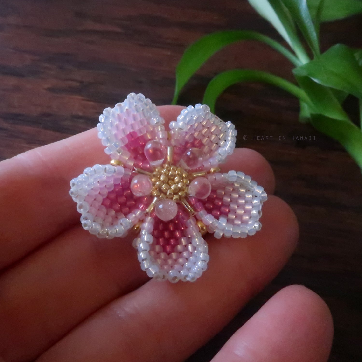 Heart in Hawaii Beaded Sakura Cherry Blossom Brooch - Gold