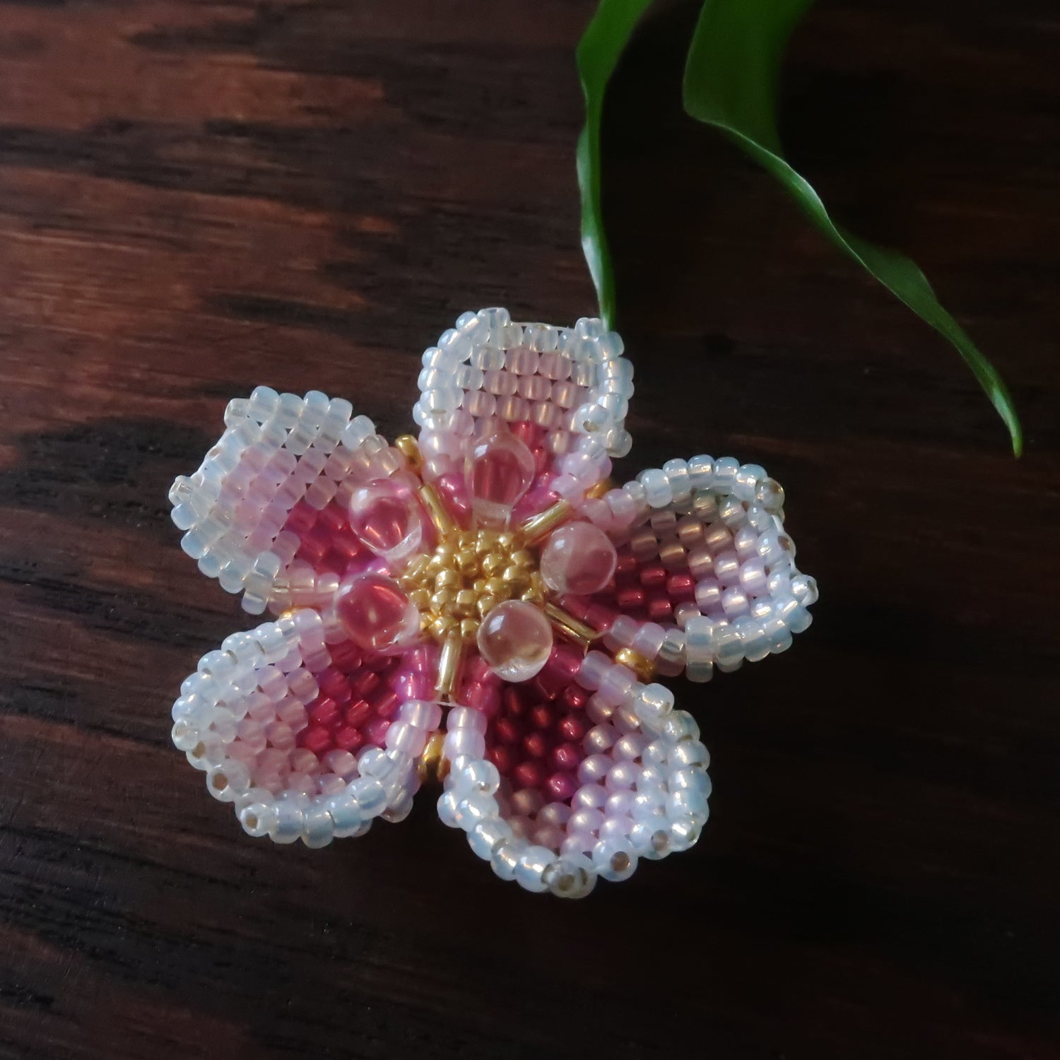 Heart in Hawaii Beaded Sakura Cherry Blossom Brooch - Gold