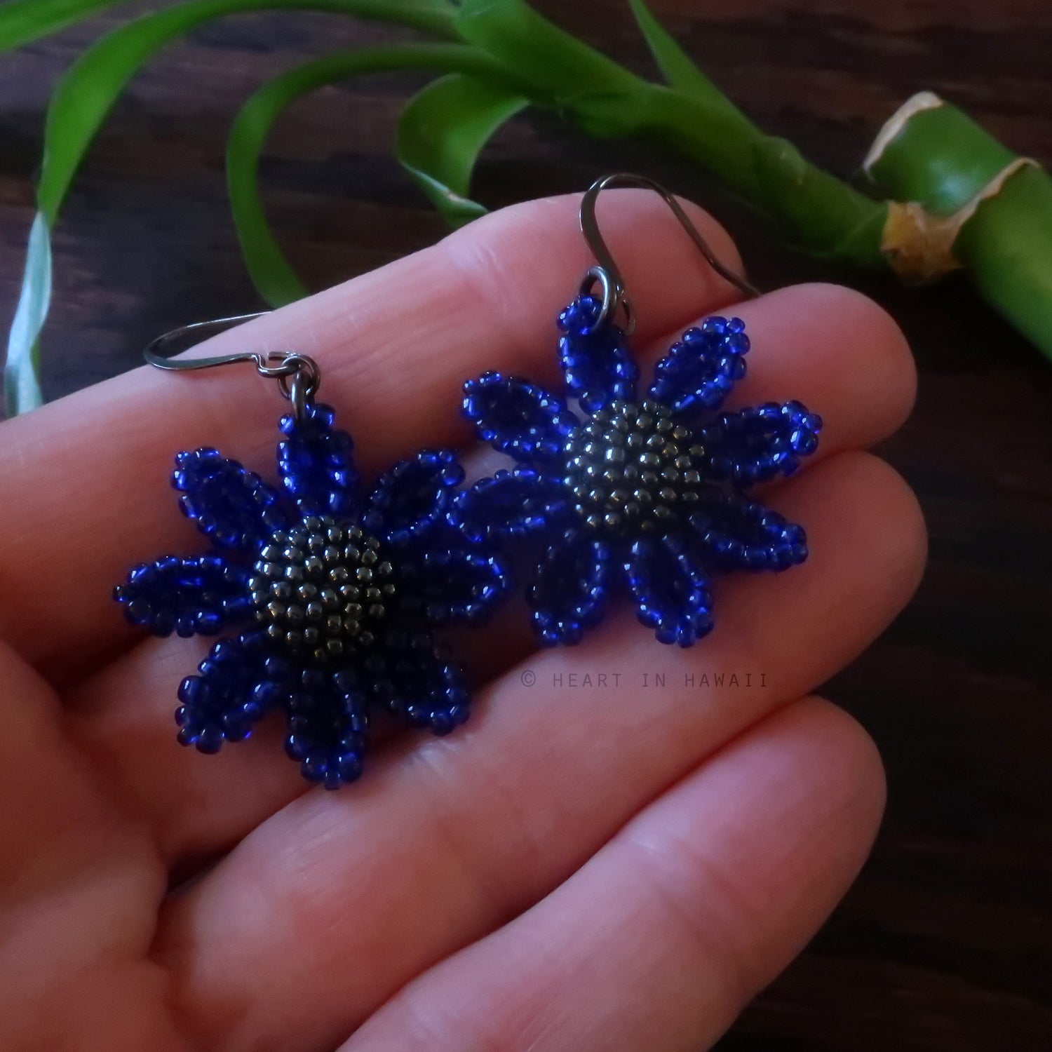Heart in Hawaii Beaded Cosmos Flower Earrings - Cobalt Blue