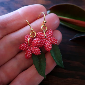 Heart in Hawaii Plumeria Flowers and Tropical Leaves - Coral Red