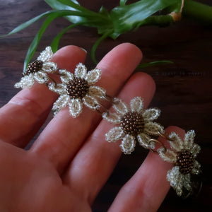 Heart in Hawaii Beaded Cosmos Flower Bracelet - Sugarcane