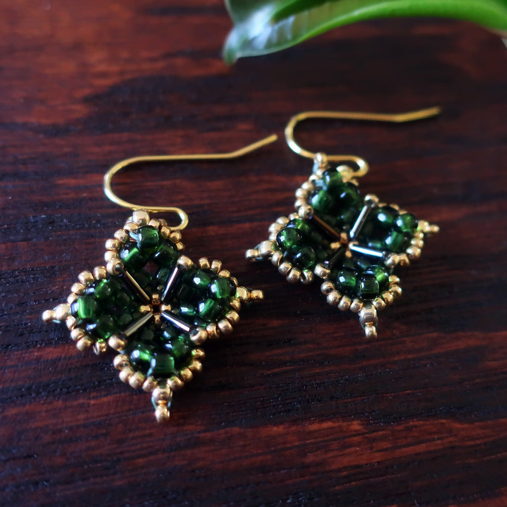 Temple Tree Quatrefoil Mandala Beaded Earrings - Dark Green and Gold