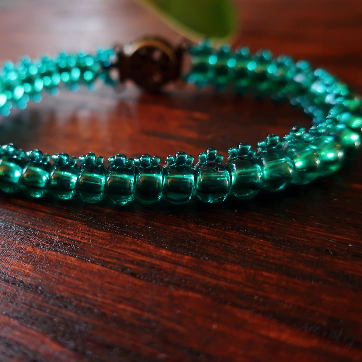 Temple Tree Boho Glass Bead Caterpillar Weave Bracelet - Emerald Green