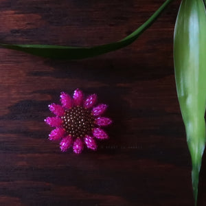 Heart in Hawaii Mini Beaded Sunflower Brooch - Fuchsia