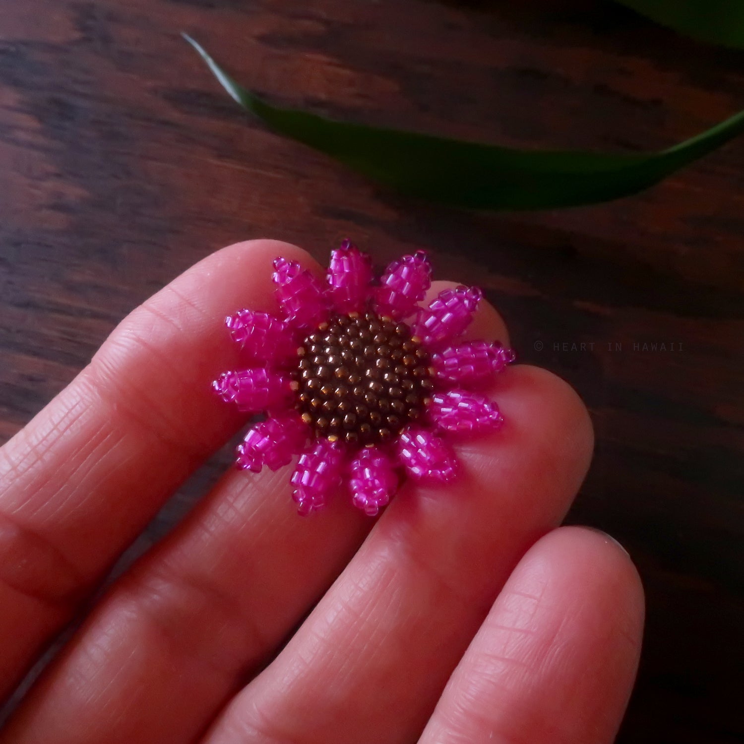 Heart in Hawaii Mini Beaded Sunflower Brooch - Fuchsia
