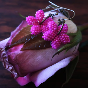 Heart in Hawaii Plumeria Flowers and Tropical Leaves - Fuchsia