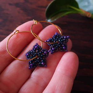 Temple Tree Mini-Flower Beaded Gold Hoop Earrings - Galaxy Purple