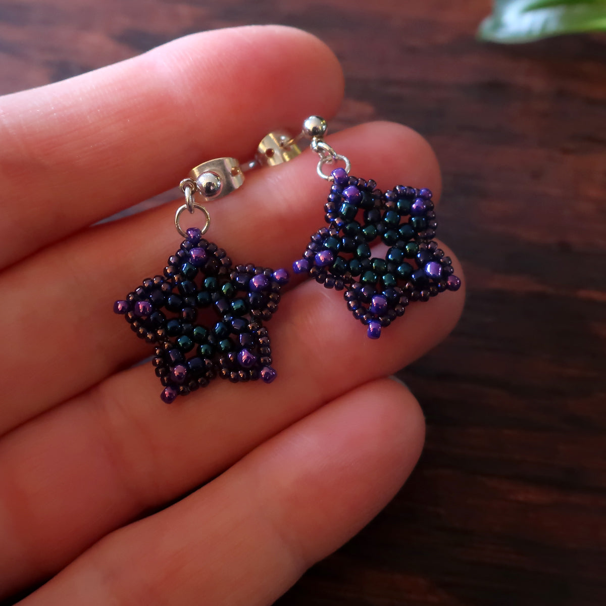 Temple Tree Mini-Flower Beaded Silver Post Earrings - Galaxy Purple