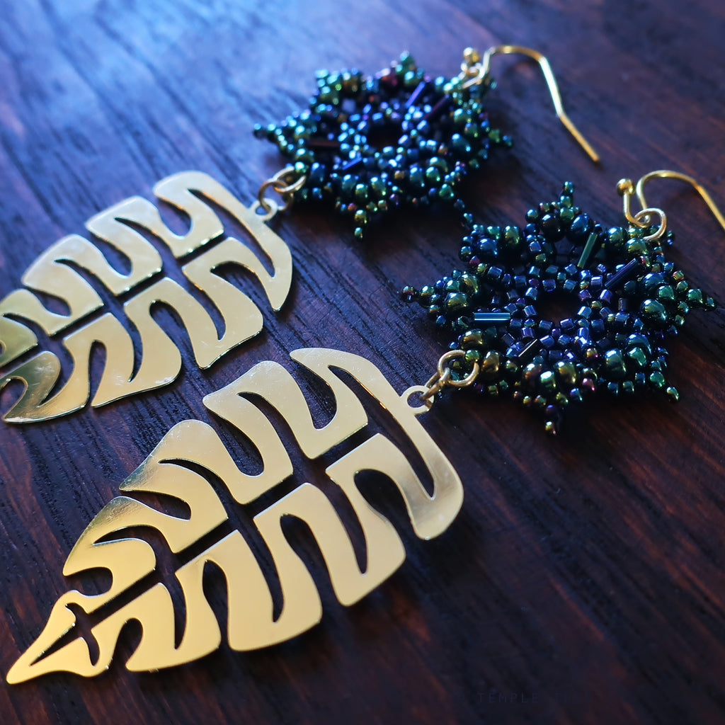 Temple Tree Dharma Wheel Beaded Earrings with Monstera Leaves - Galactic Blue