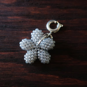 Heart in Hawaii Tiny Beaded Plumeria Clasp Charm - Dove Grey