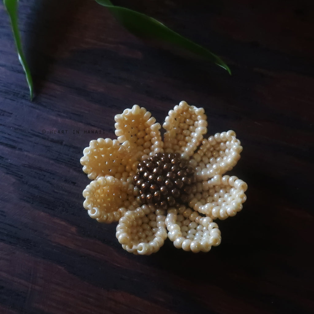 Heart in Hawaii Beaded Cosmos Flower Brooch - Dark Ivory