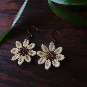Heart in Hawaii Beaded Cosmos Flower Earrings - Ivory with Bronze