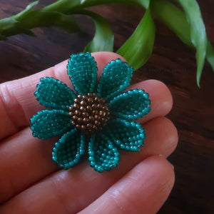 Heart in Hawaii Beaded Cosmos Flower Brooch - Jungle Green