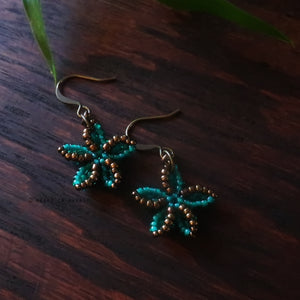 Heart in Hawaii Tiny Pinwheel Plumeria Earrings - Jungle Green