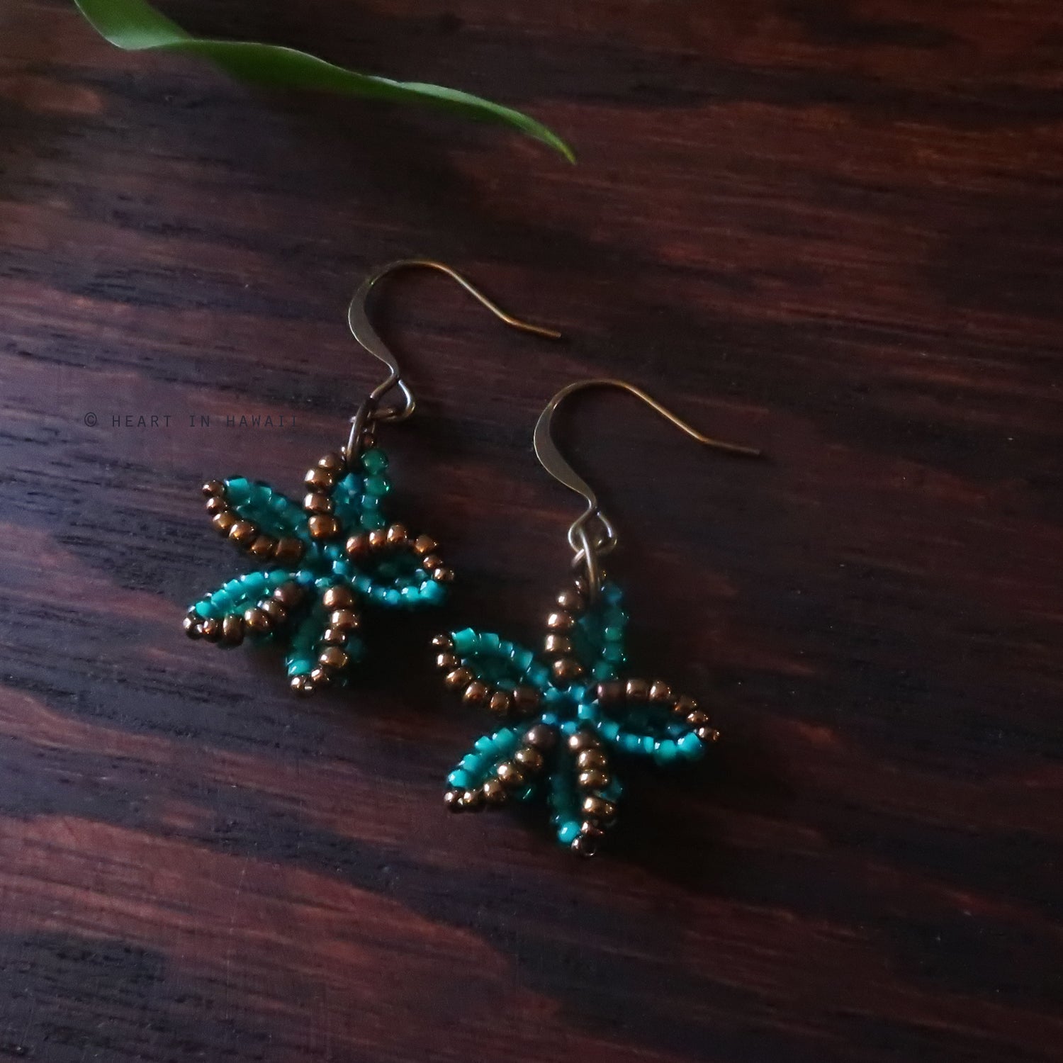 Heart in Hawaii Tiny Pinwheel Plumeria Earrings - Jungle Green