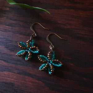 Heart in Hawaii Tiny Pinwheel Plumeria Earrings - Jungle Green