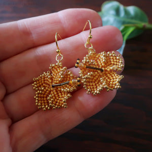Heart in Hawaii Beaded Hibiscus Earrings - Mango and Gold