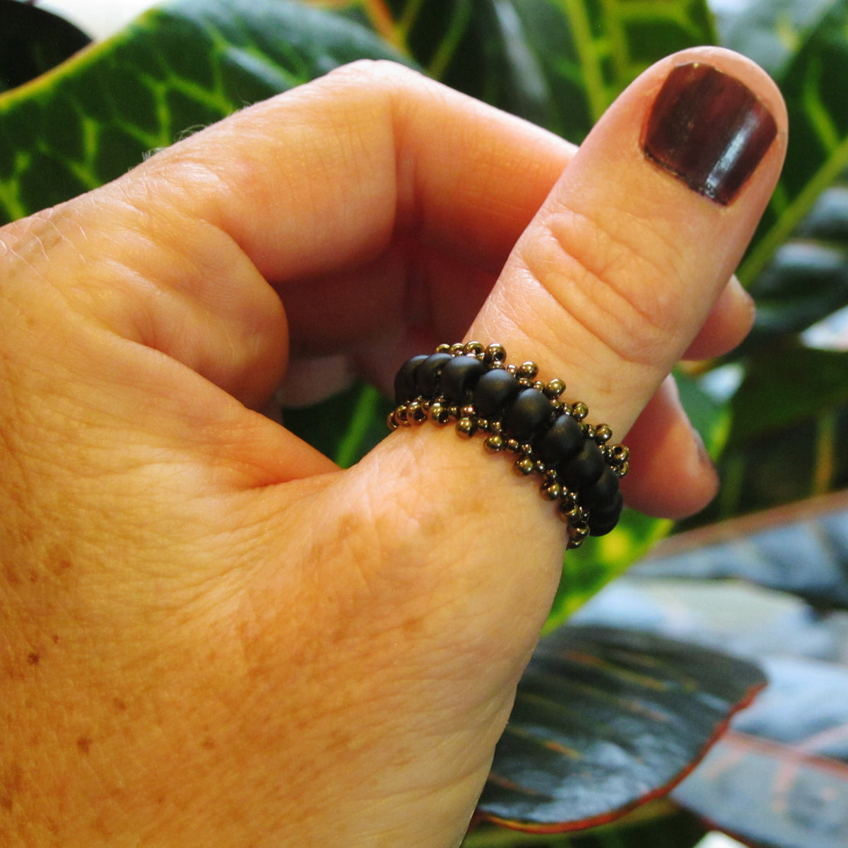 Temple Tree Bohemian Glass Bead Thumb Ring - Matte Black and Bronze