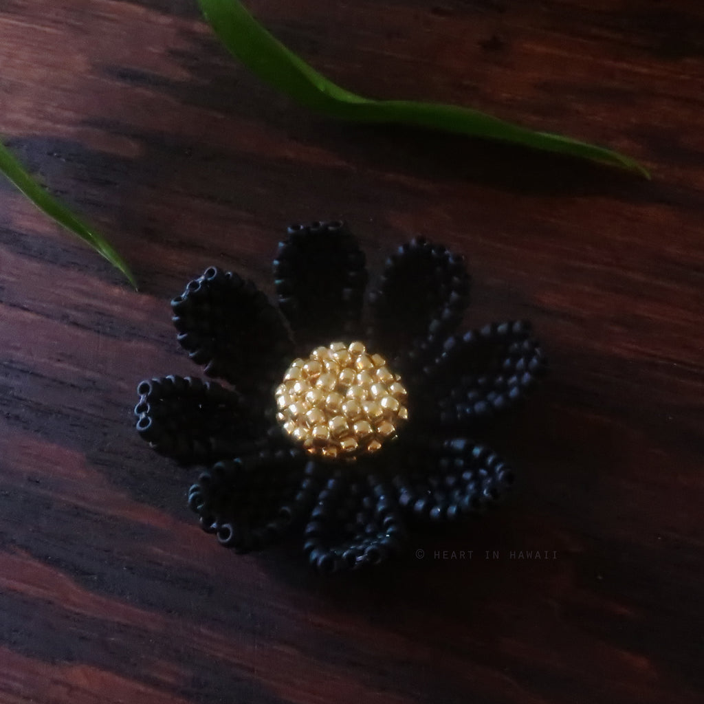 Heart in Hawaii Beaded Cosmos Flower Brooch - Matte Black and Gold