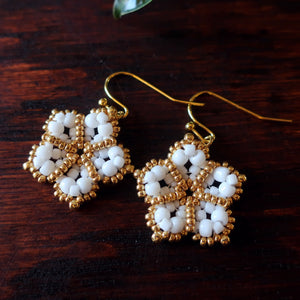 Temple Tree Mandala Flower Beaded Earrings - White and Gold