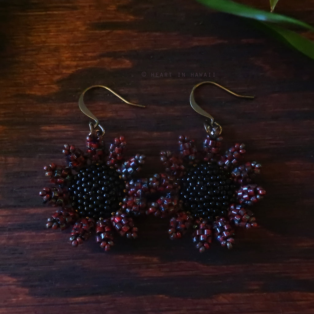 Heart in Hawaii Mini Beaded Sunflower Earrings - Picasso Red