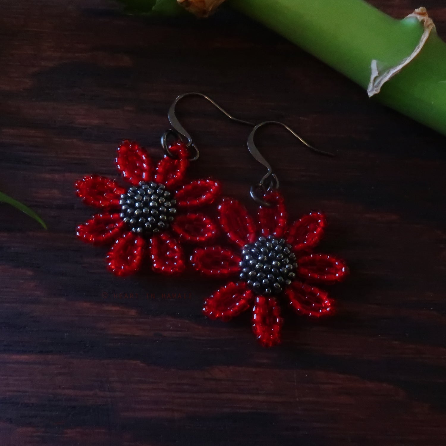 Heart in Hawaii Beaded Cosmos Flower Earrings - Red with Hematite