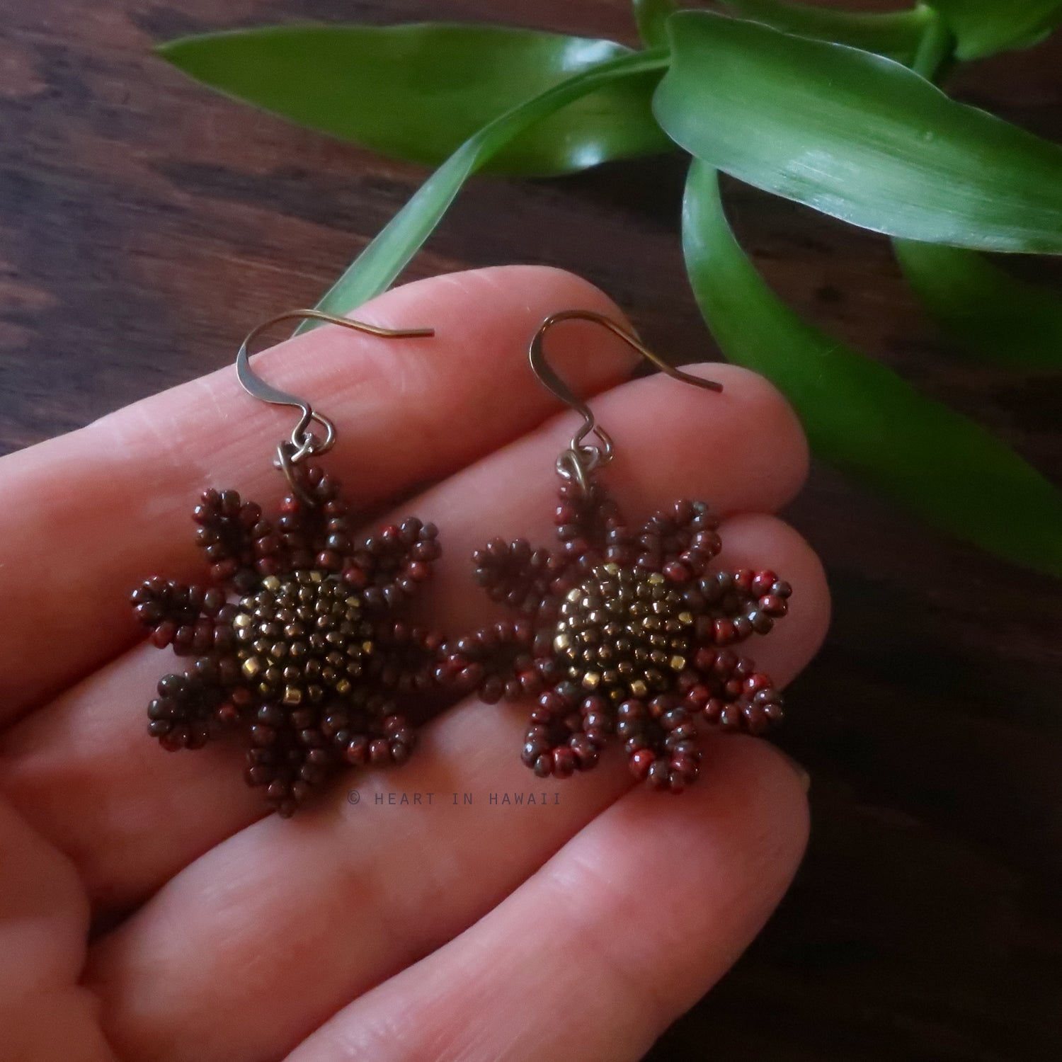 Heart in Hawaii Beaded Cosmos Flower Earrings - Red Picasso