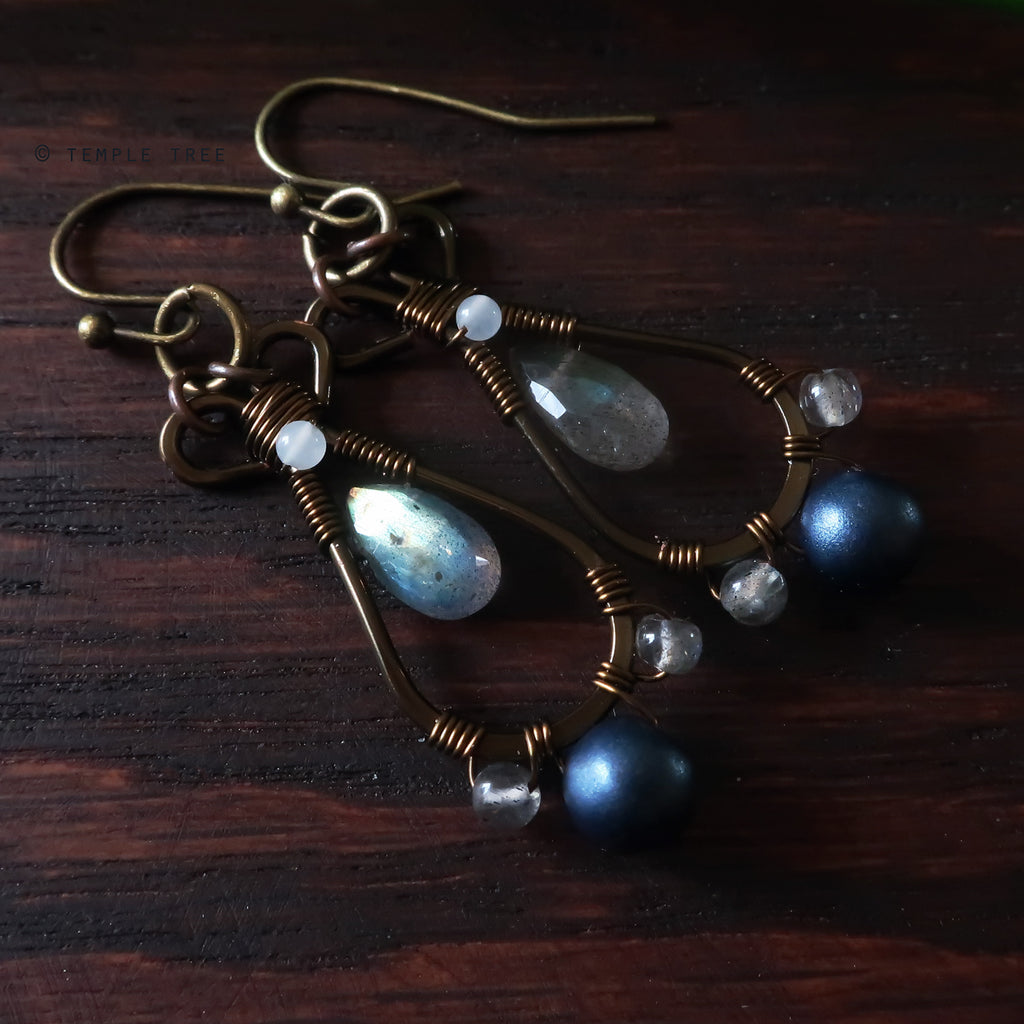 Temple Tree Pendulum Dangles in Bronze - Labradorite