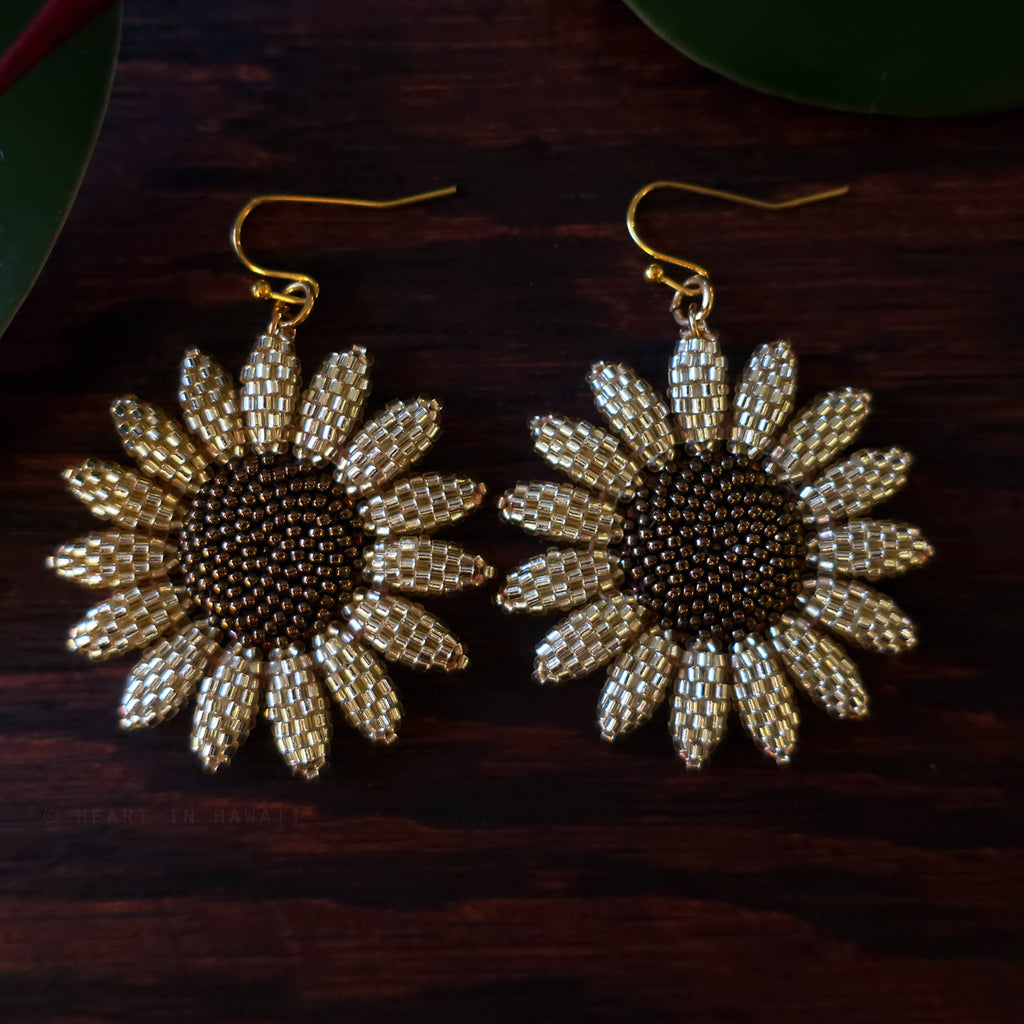 Heart in Hawaii Beaded Sunflower Earrings - Sparkly Gold