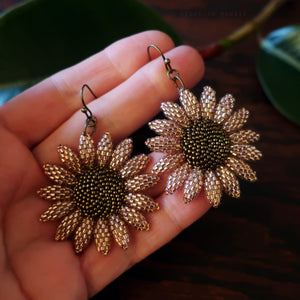 Heart in Hawaii Beaded Sunflower Earrings - Sparkly Rosegold with Bronze