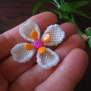 Heart in Hawaii Beaded Dogwood Quatrefoil Brooch - White Pink and Orange