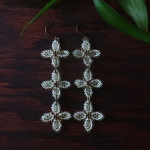 Heart in Hawaii Beaded Triple Quatrefoil Earrings - Sugarcane