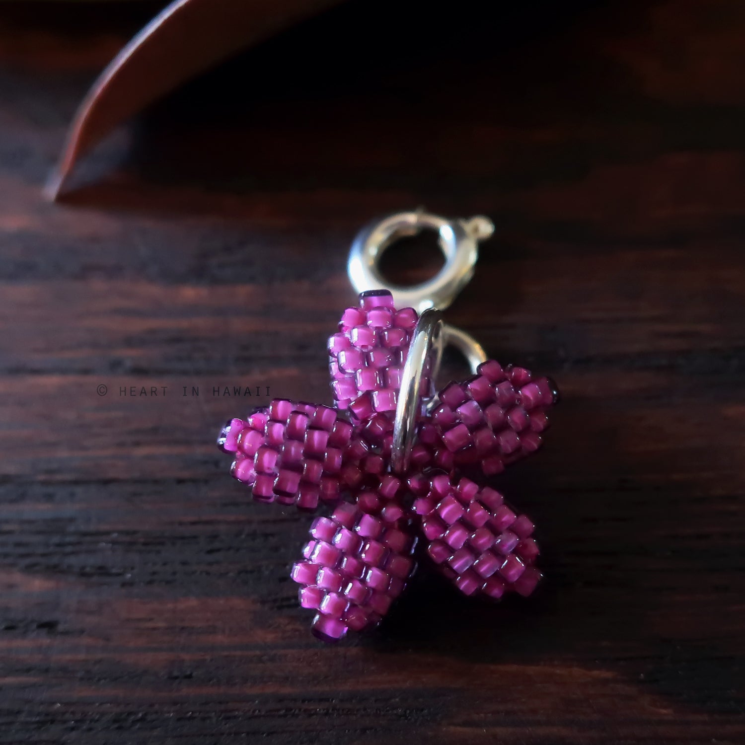 Heart in Hawaii Tiny Plumeria Flower Clasp Charm - Magenta