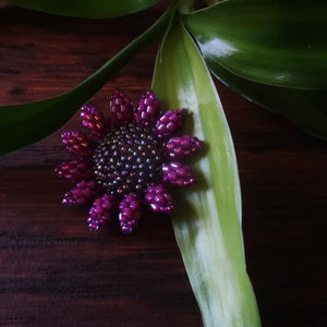 Heart in Hawaii Mini Beaded Sunflower Brooch - Violet Iris