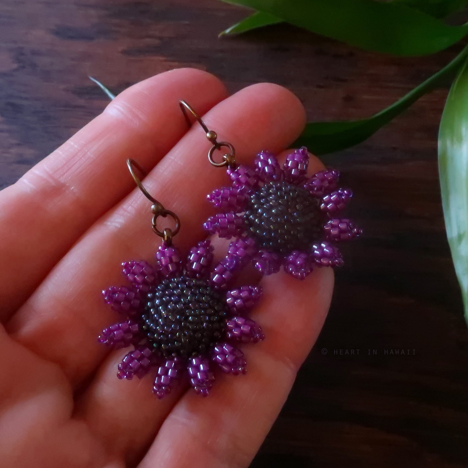 Heart in Hawaii Mini Beaded Sunflower Earrings - Violet Iris