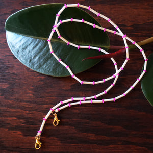 Temple Tree Bamboo Weave Beaded Mask Lanyard - White with Fuchsia Pink